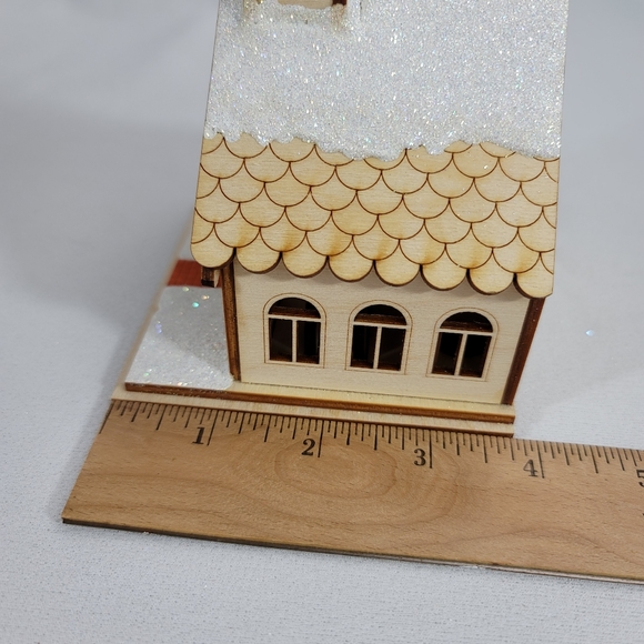 Ginger Cottages Church - Religious Decor - Picture 10 of 16